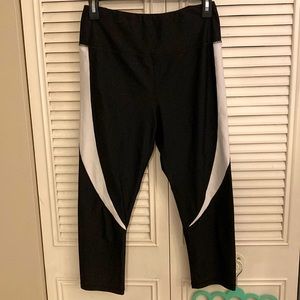 C&C California Capris Women’s Size M